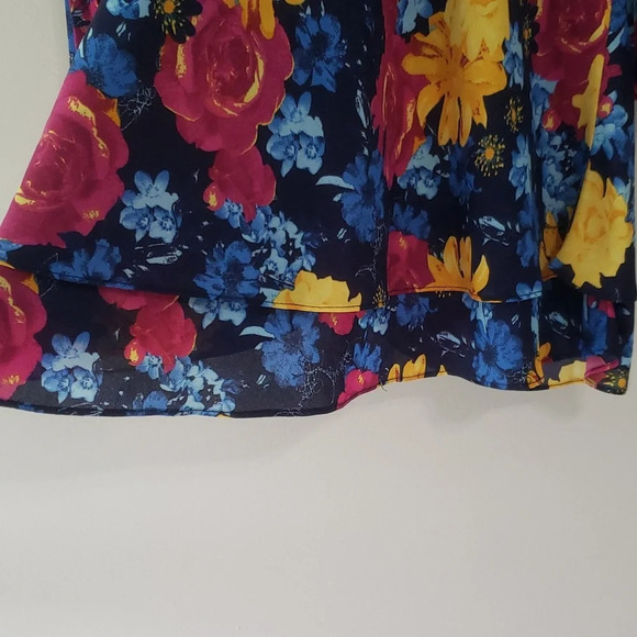 Laurie Felt Floral Blouse Top Women XS Extra Small Colorful Office Career Unique - Picture 6 of 10